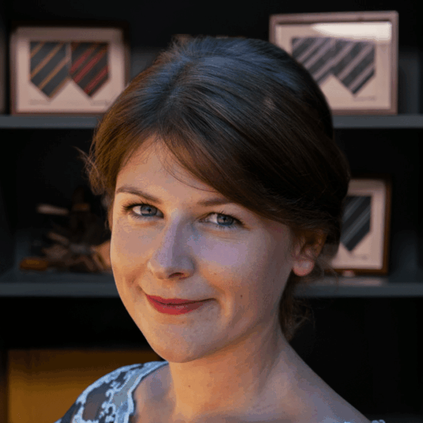 Kate, English tutor for GCSE, A Level, and IB, as well as entrance exams, at Dukes Plus